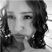 Sono qui per aiutarti con i compiti e a prepararti per interrogazioni e verifiche!